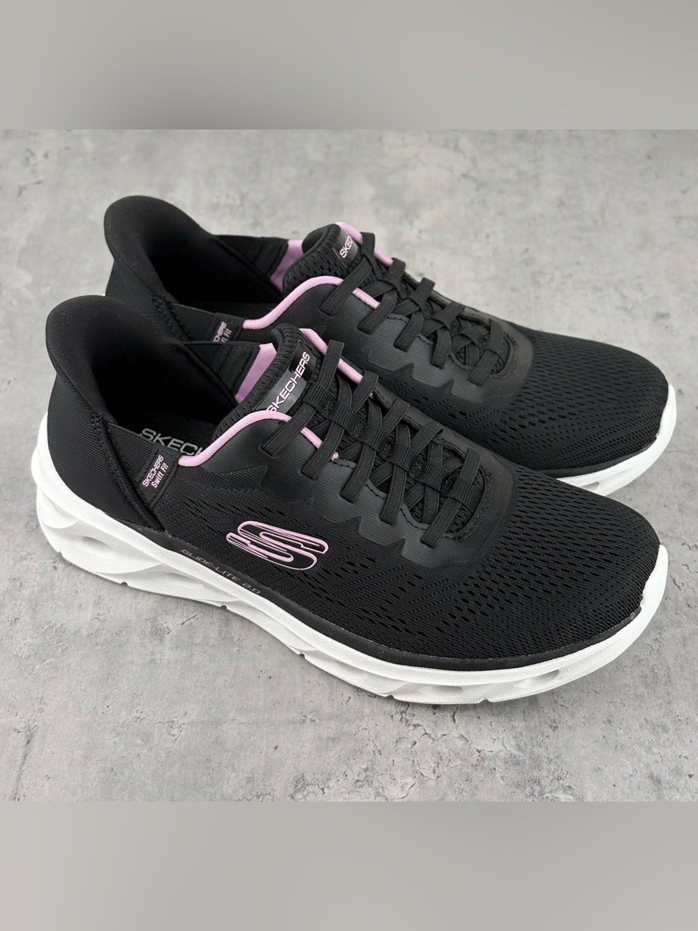 Skechers Women's Slip On Hands Free Swift Fit Shoes - SIZE 8 Black New No Box